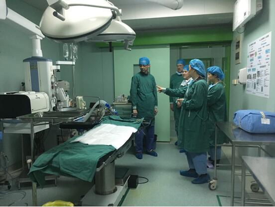 The Professors of “No Pain Labor & Delivery-China” visited our hospital and highly praised the labor analgesia in department of anesthesiology. 